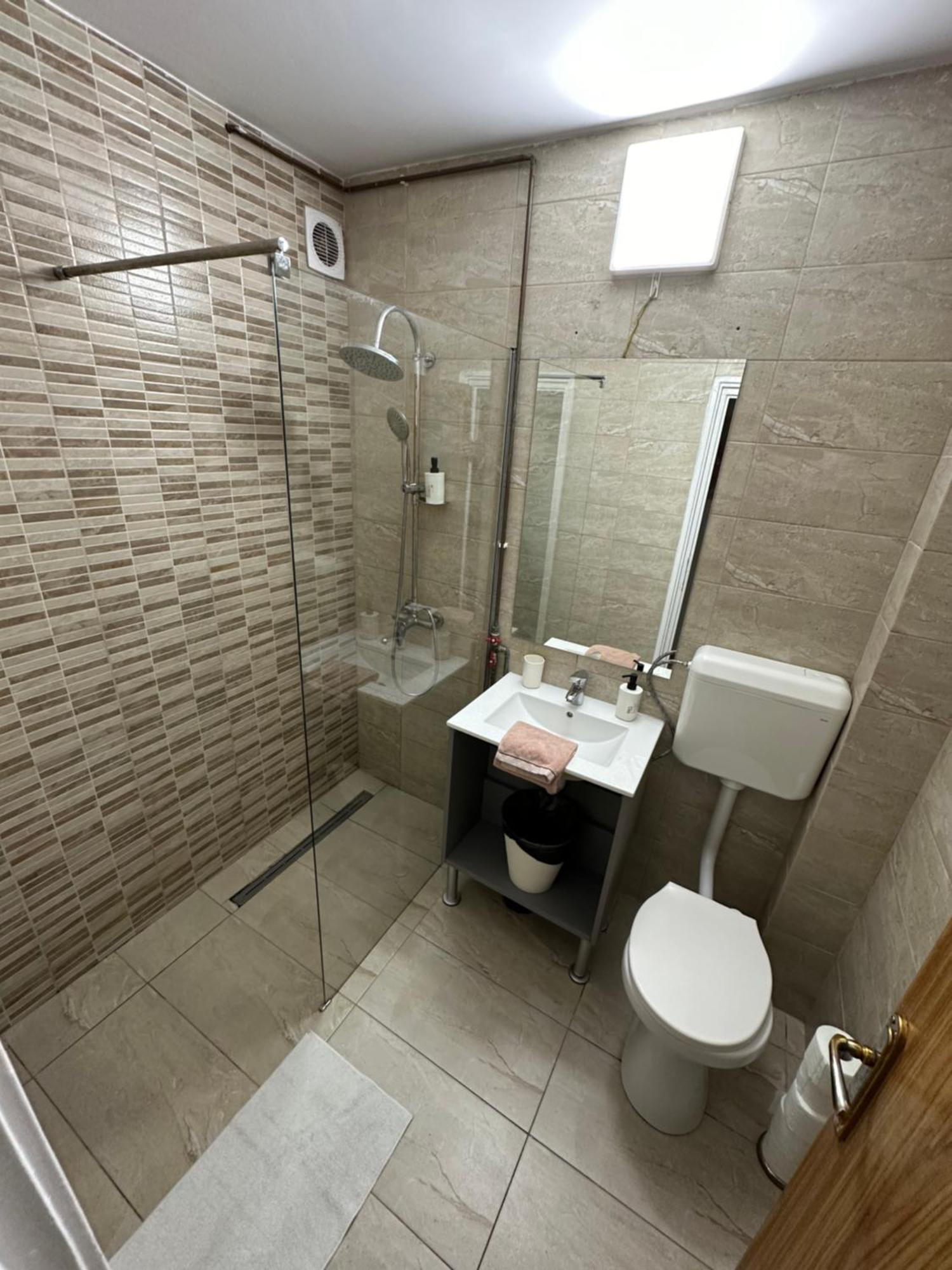 Mc 2 By Ga Apartment Bukares Bagian luar foto